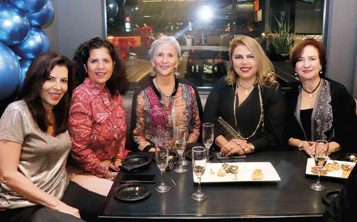 Soledad barrón, Mariana Altamirano, Rosa Alanís, Liliana Gómez y Ana Betty Gutiérrez / Fotos: Dennis Hernández