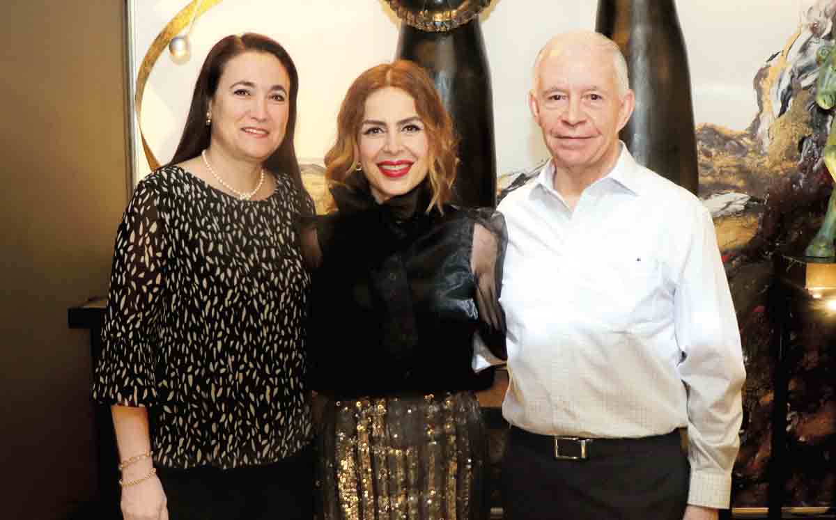 Begoña Fernández. Diana Terrazas y Jorge Solbes  Fotos: Dennis Hernández
