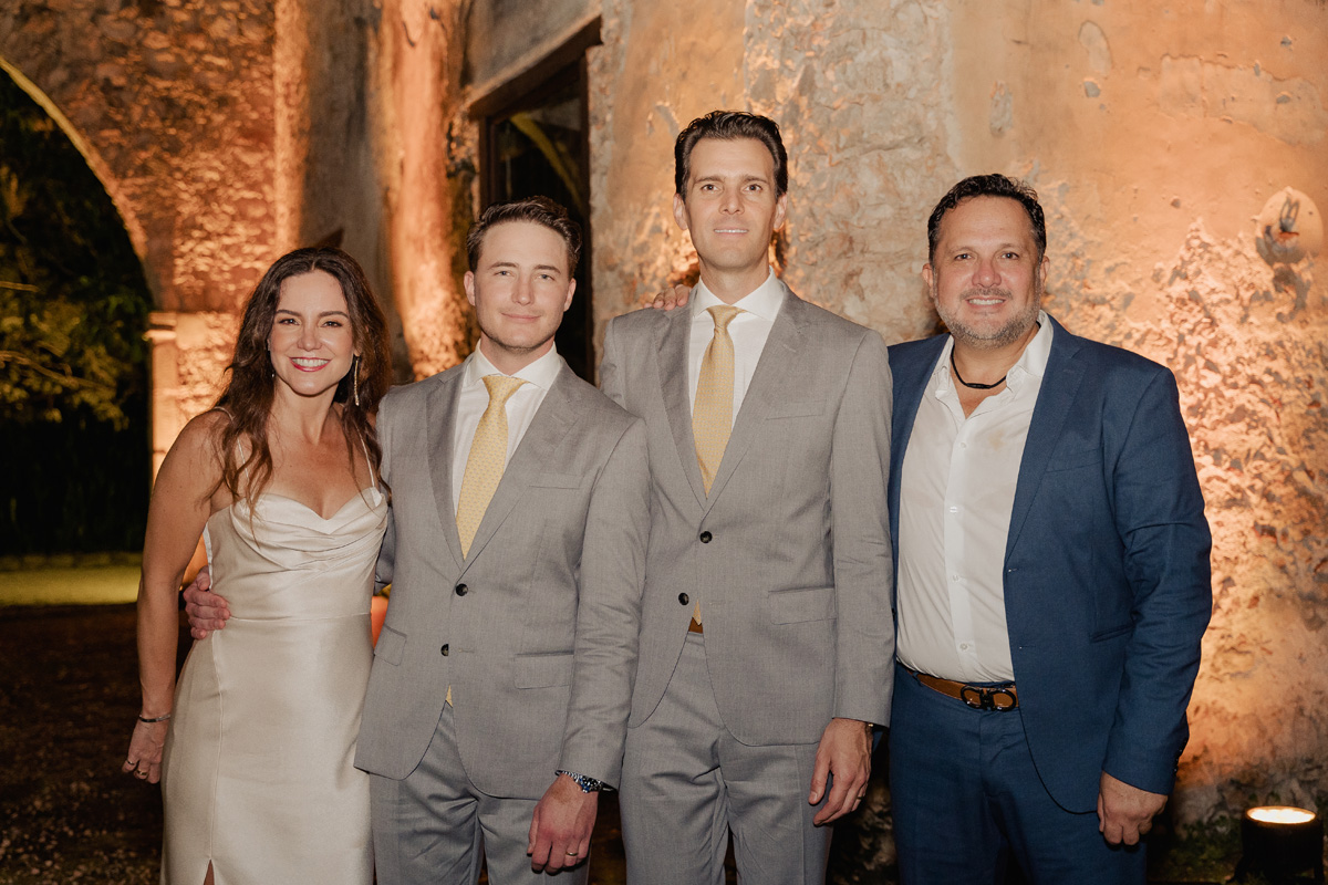 Alejandra mayer, Yannick Strickler, Manuel Alonso y Carlos Durán