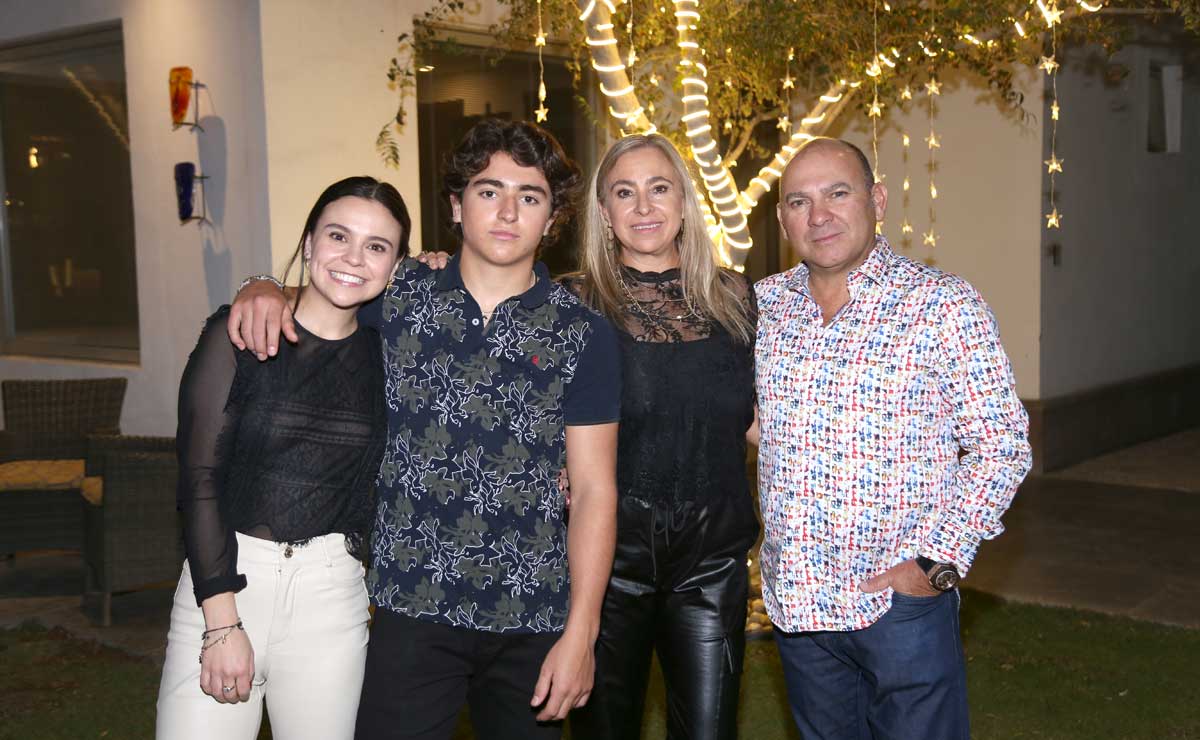 Judith, Juan Pablo, Judith y Gustavo