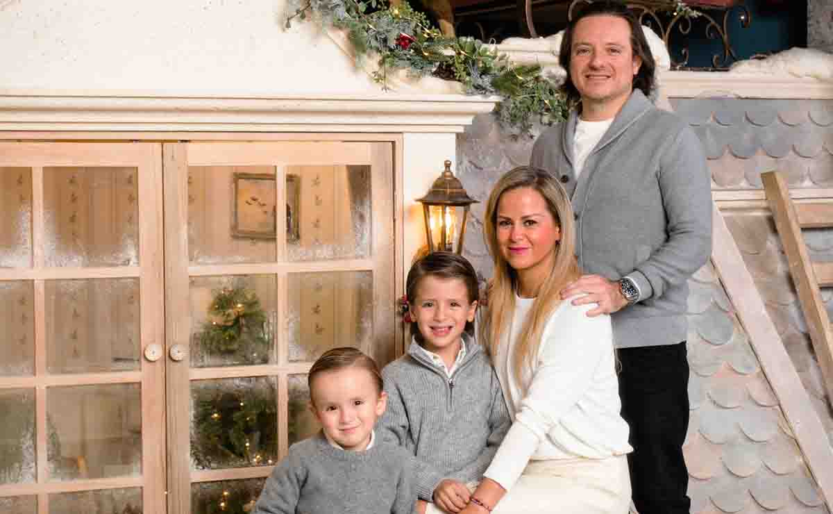 Katy Garza  junto a sus esposo y dos hijos / Fotos: Goga Photography
