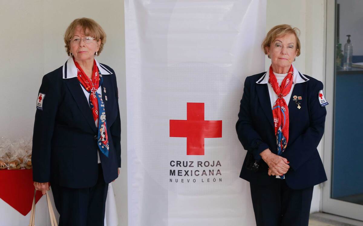 María de Jesús Vega y Gloria Garza
