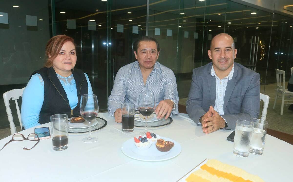 Mary González, Luis Carlos de Luna y Gabriel Garza