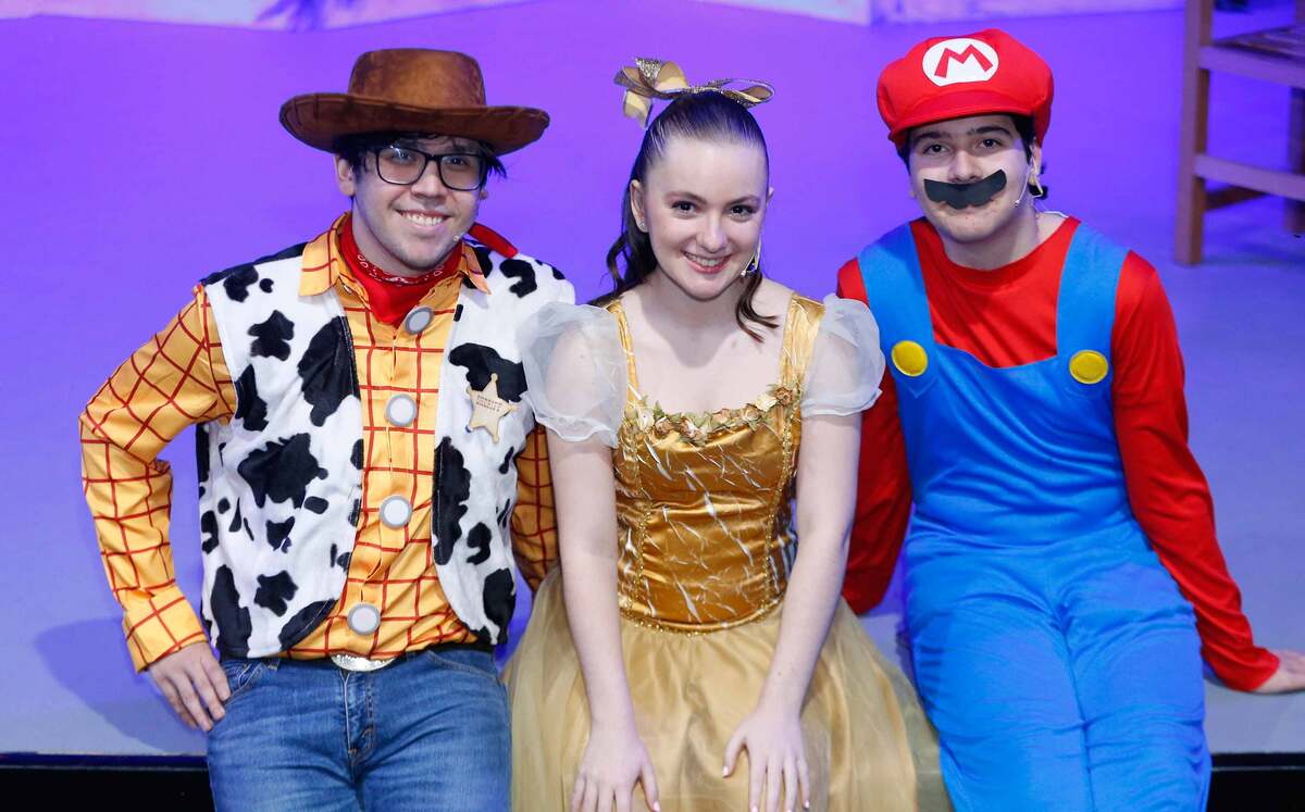 Mau Cirilo, Mariela Garza y Diego Lopez