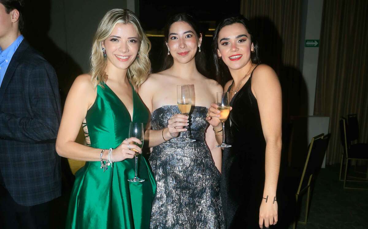 Michelle Valente, Lesly González y Dayra García