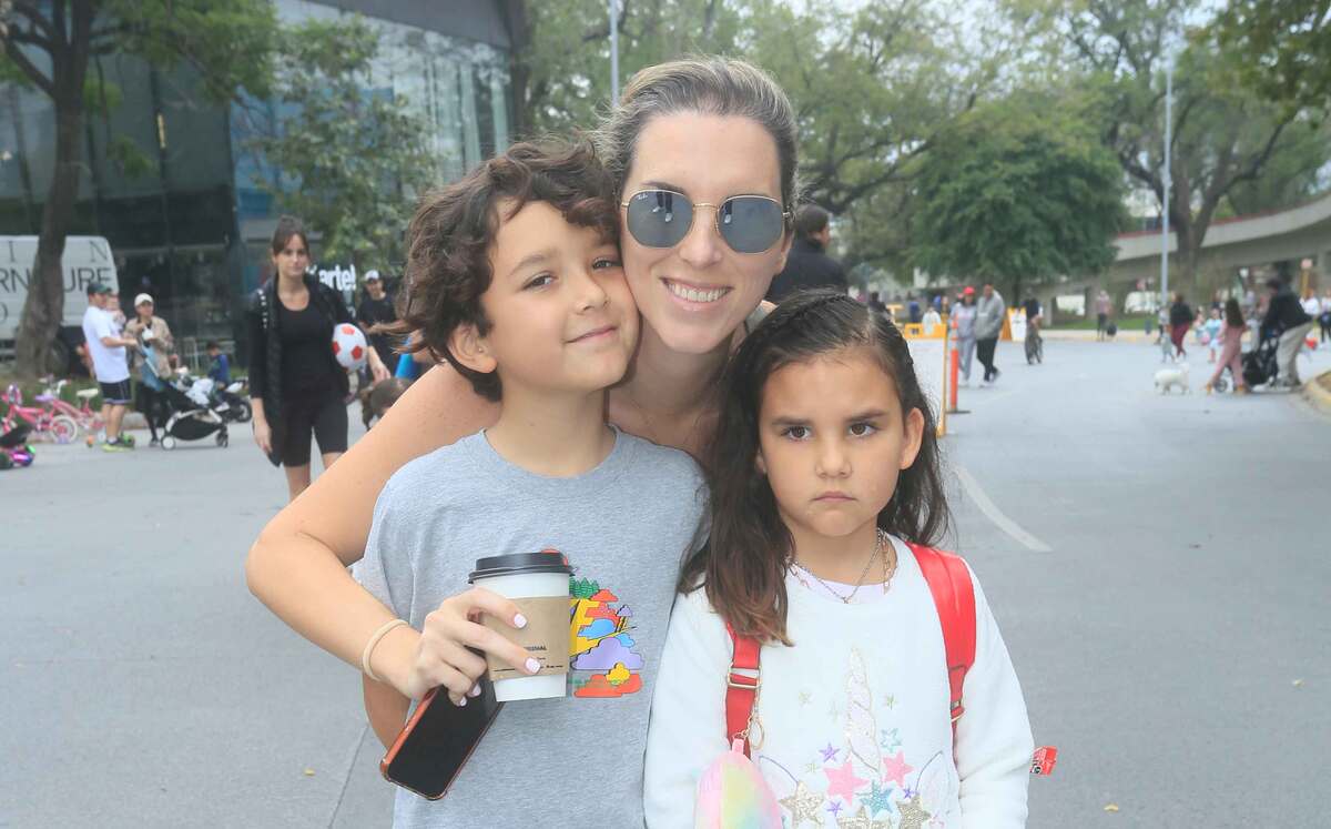 Pau Zorrilla, Domingo Lozano y María Lozano