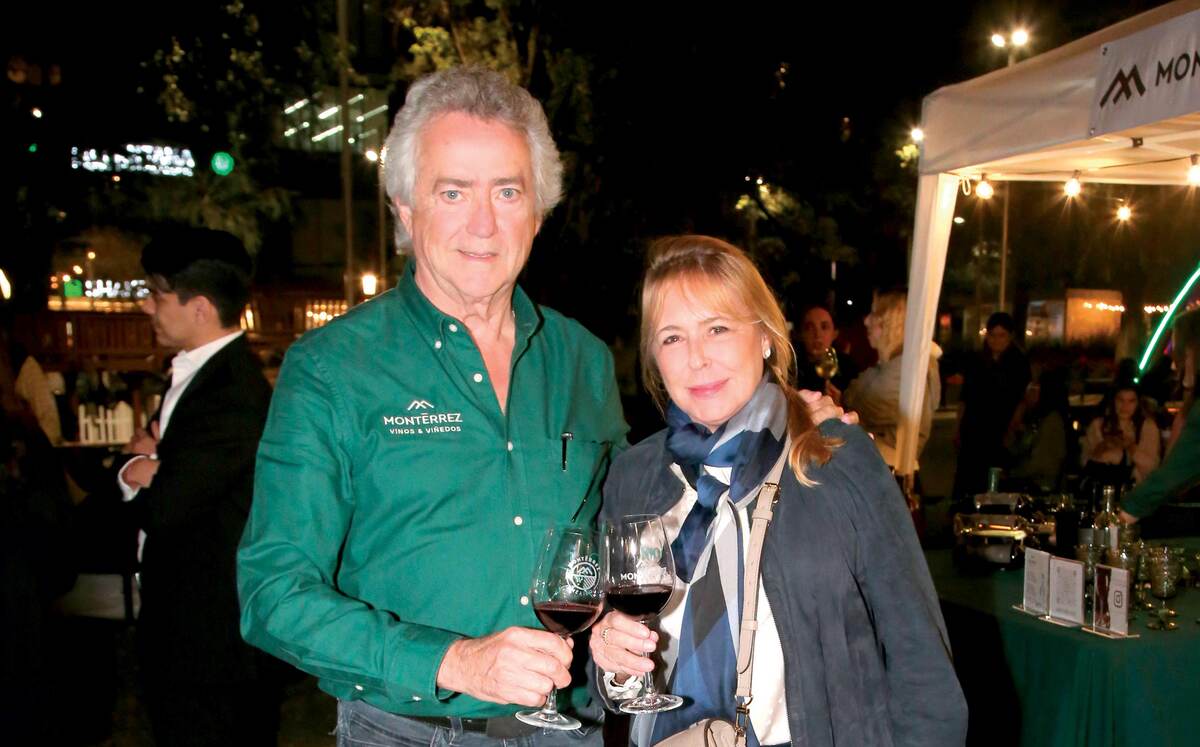 Roberto Gutiérrez y Clarita de Gutiérrez