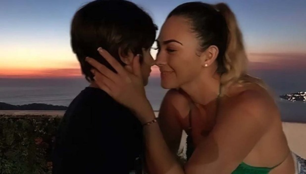 Aracely Arámbula y su hijo Miguel