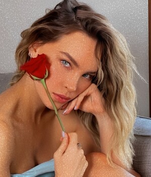 Belinda da cátedra de estilo al natural, ¡desde la playa! (Foto: Instagram)