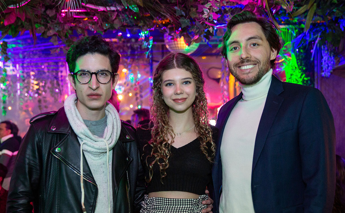 Mau Ramírez, Nicole Bleuer y Rodrigo ReyesBastian_y_Maria_Yoatzin