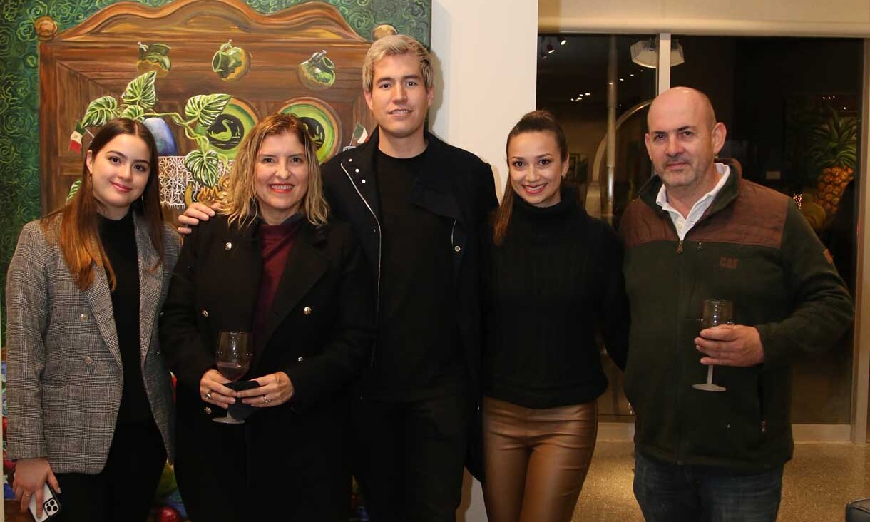 Ana Lucia Páez, Marcela Odriozola, Carlos Villarreal, Tania Chavira y Emilio Orona