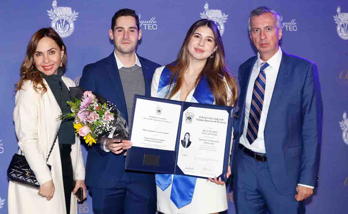 Alejandra Fernández, Mauricio Escala, Ale Garza y Héctor Garza / Fotos Daniel Saldívar