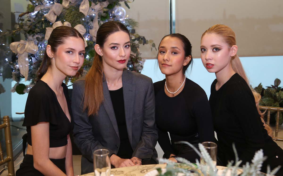 Barbie, Mariana, Paulina y Kaleopy