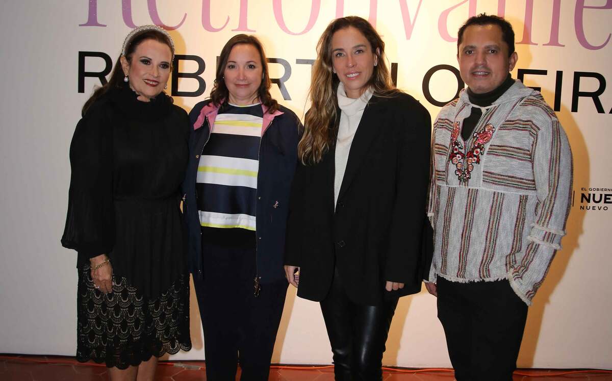 Elvira Lozano de Todd, Verónica González Casas, Roberta Lobeira y Antonio Pichardo