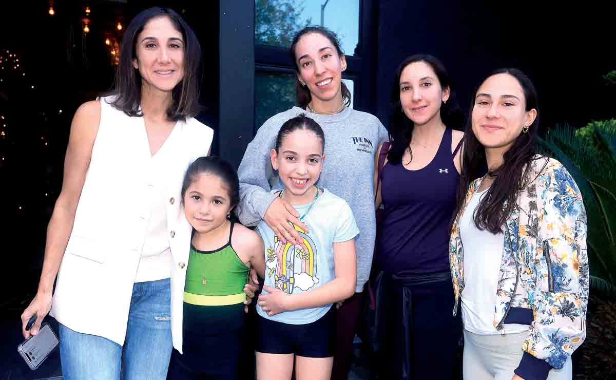 Estefanie Segura, Mariana Ortiz, Luisa Fernández, Gala Iñiguez, Cecilia Martínez y Andy Villarreal / Fotos: Daniel Saldívar y Omar Valdez