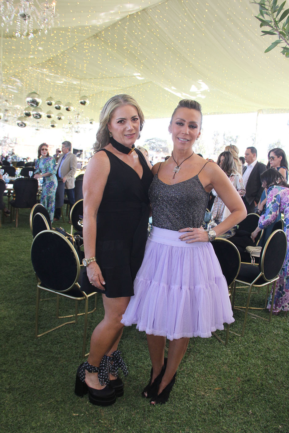 Luly García Jasso y Cristy Curiel