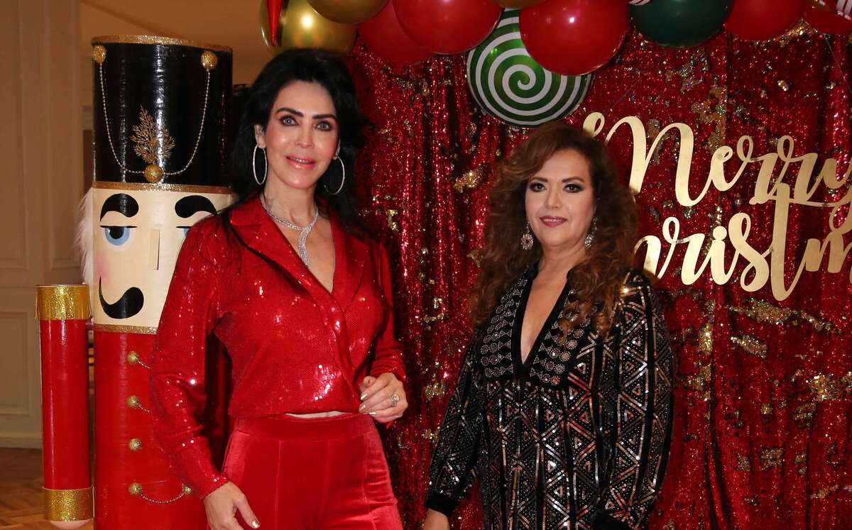 Martha Martínez de Ruiz y Mirthala Hauger