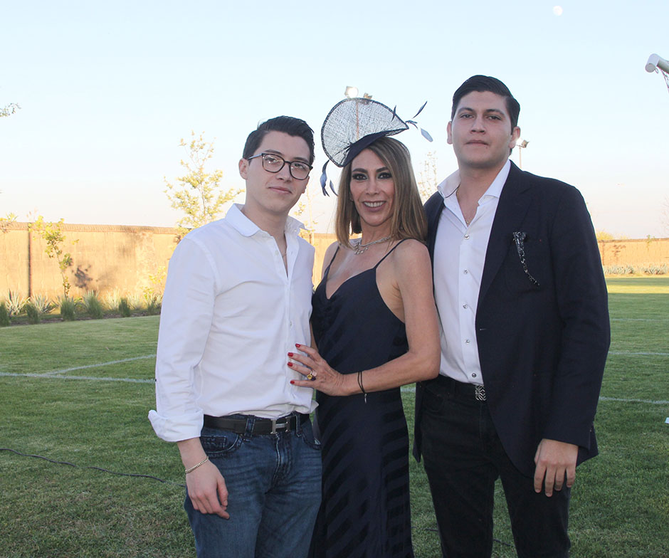 Matías Pizano, Marivel de Pizano y Mario Pizano.