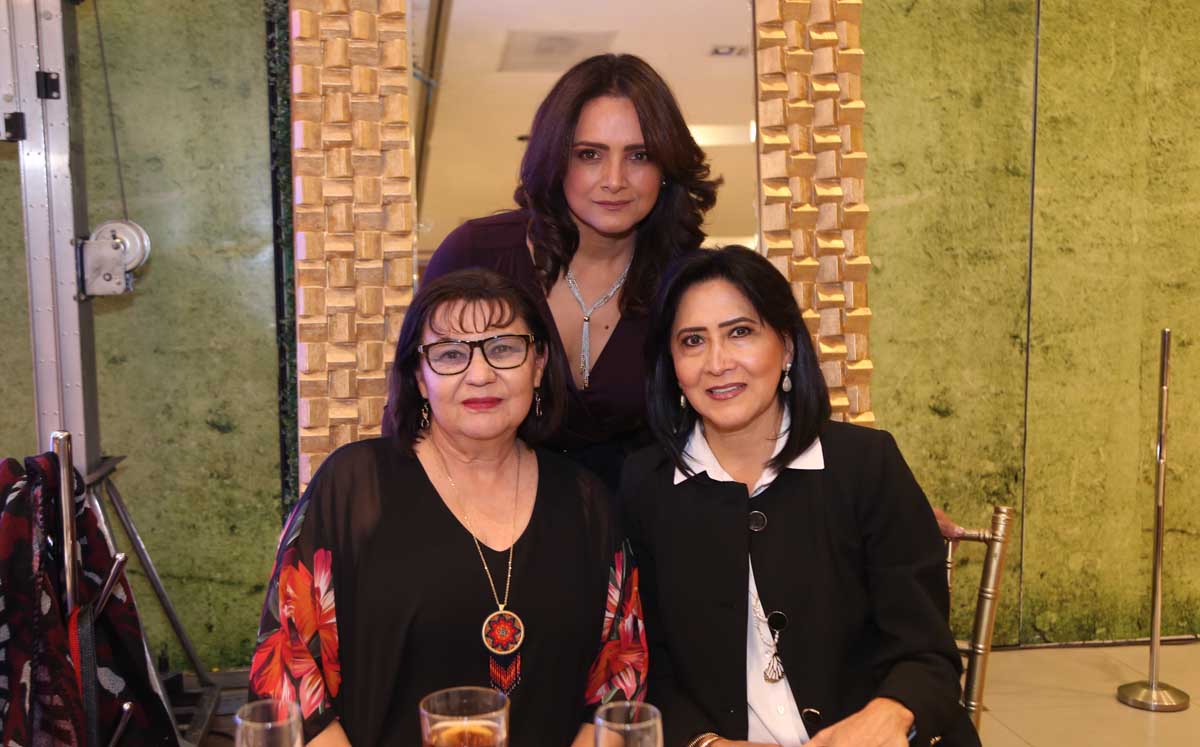 Paty, Verónica y Teresa
