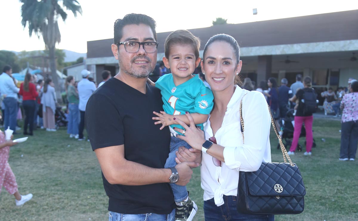 Mario, José Mario y Paola