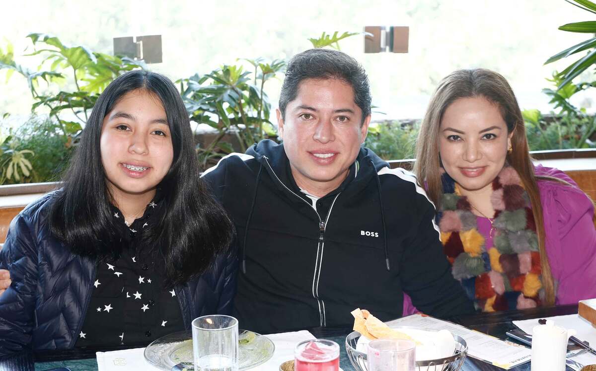 Abigail Rivas, Ivan Rivas y Amanda Rodriguez