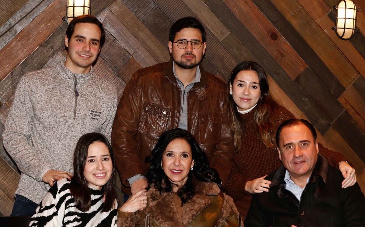 Carlos García, Maru Garza, Paulina Garza, Adrián Garza, Andrés Garza Herrera y Maru Martínez de Garza. Fotos:Omar Valdez y Daniel Saldívar