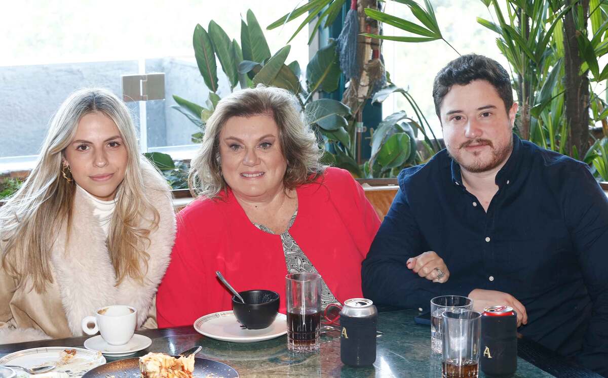 Cecilia Chapa, Martha Buenfil y Andrés Calvillo