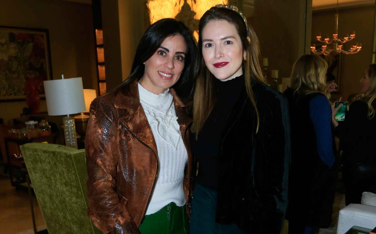 Magda Hernández de Lozano y Gaby Espinosa de Kuri