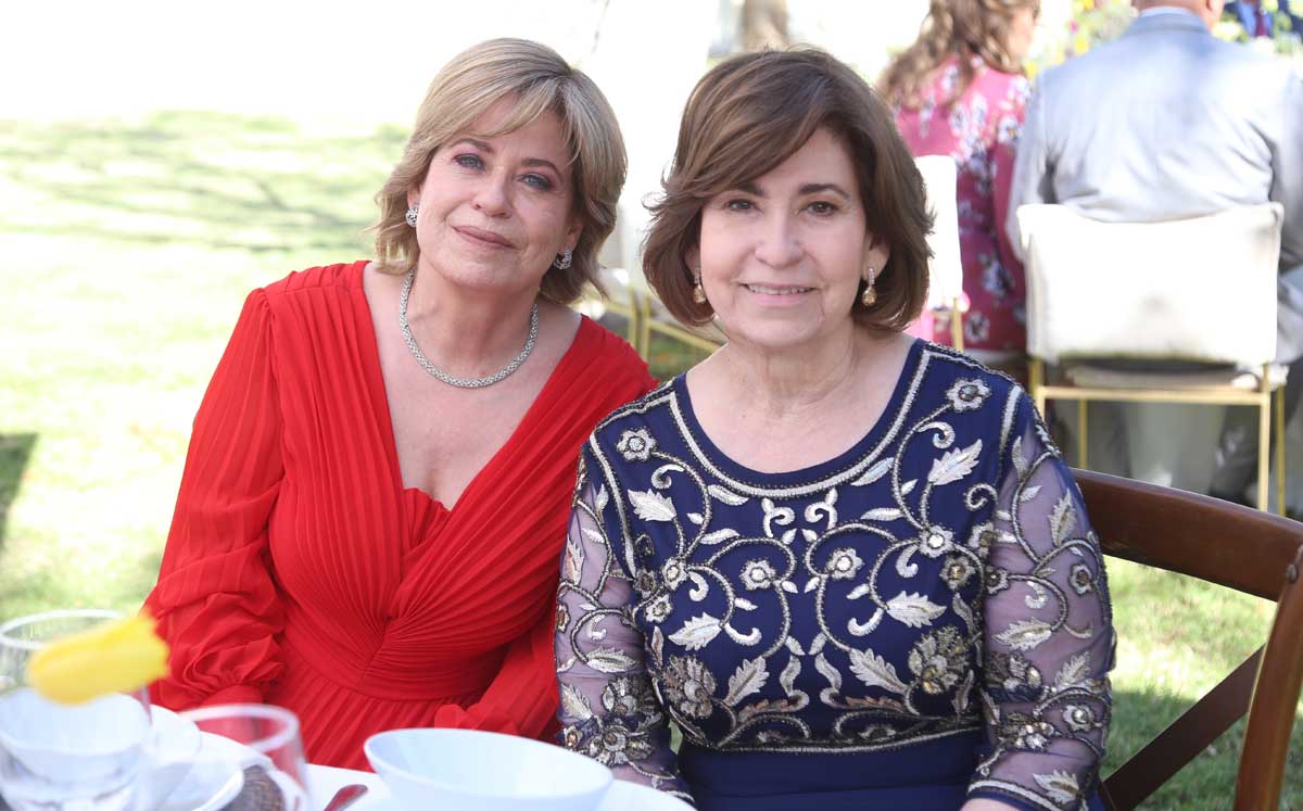 Mamá del novio. Camila y Gabriela