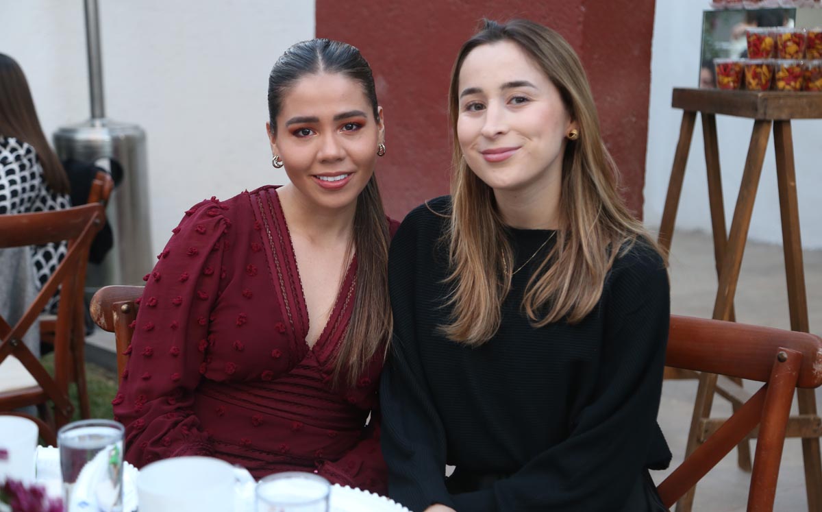 Nicole y Paulina