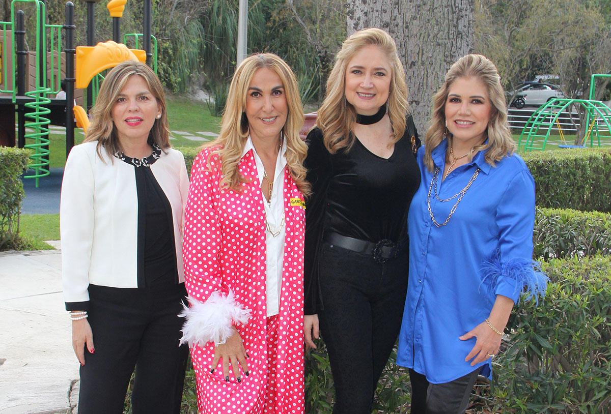 01 Catalina Olea, Gaby Enríquez, Iliana Ruizvelasco y Tere Alcalá.