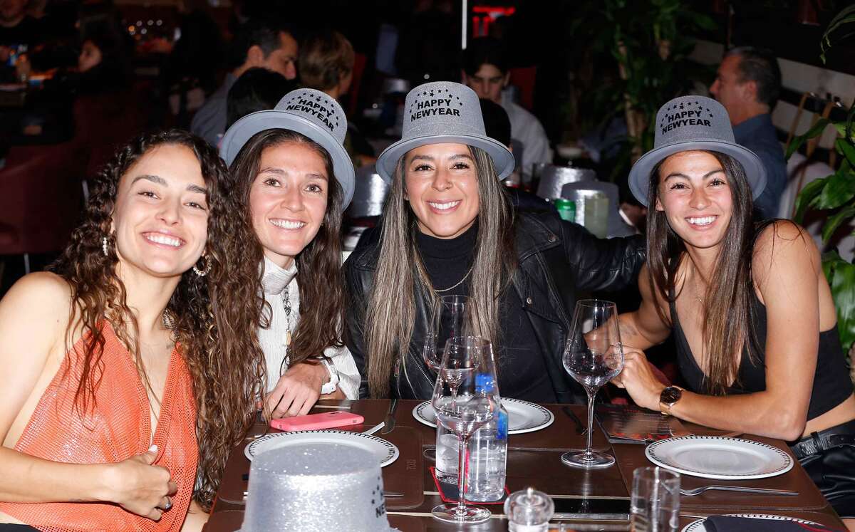 Isabella Echeverri, Natalia Gaytán, Vero Pérez y Cristina Burkernroad