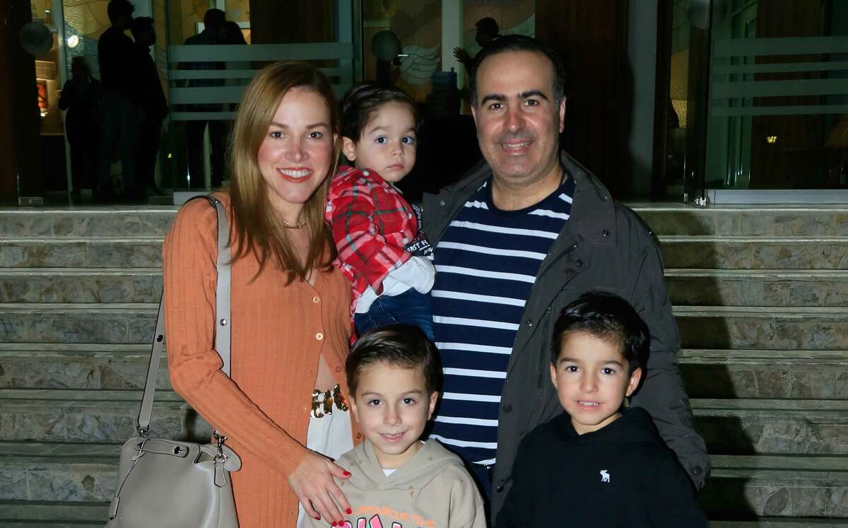 Magda Cantú de Yga, Nicolás Yga,  David Yga, Pablo Yga y Nico Yga