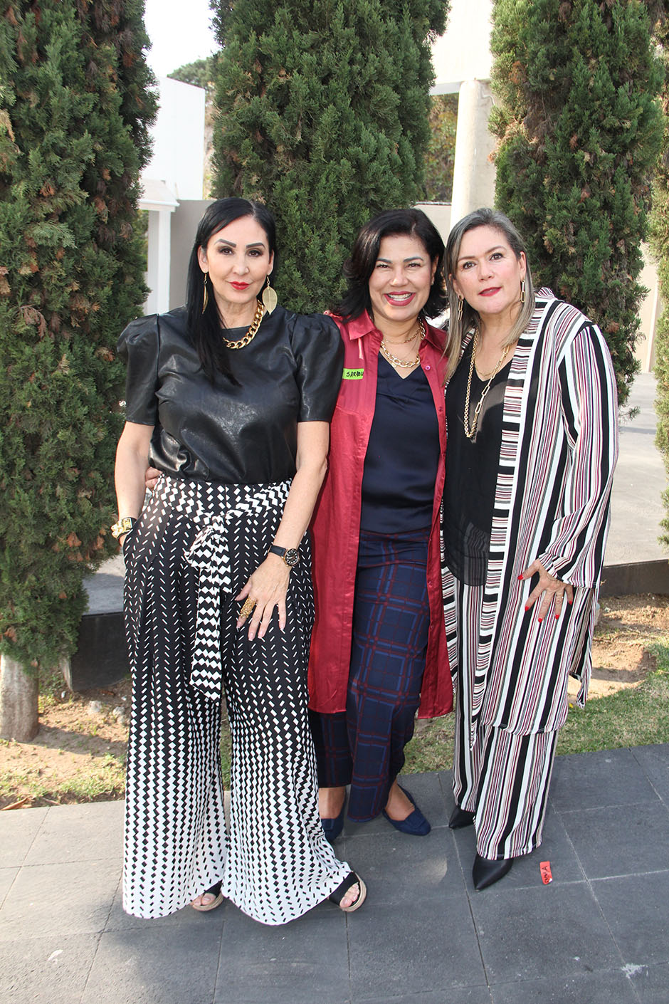 Norma González, Lily Sarabia y Emma Solórzano