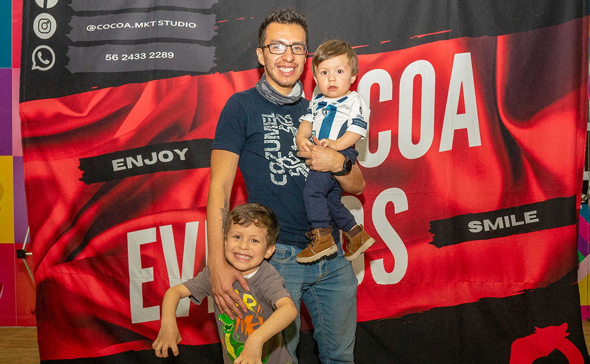Ramon Olvera, Leonardo Olvera y Dario Olvera