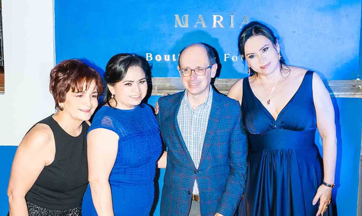 Maricarmen Villa Díaz, Guadalupe Villa Díaz, Alejandro Cañedo y Verónica Villa Díaz