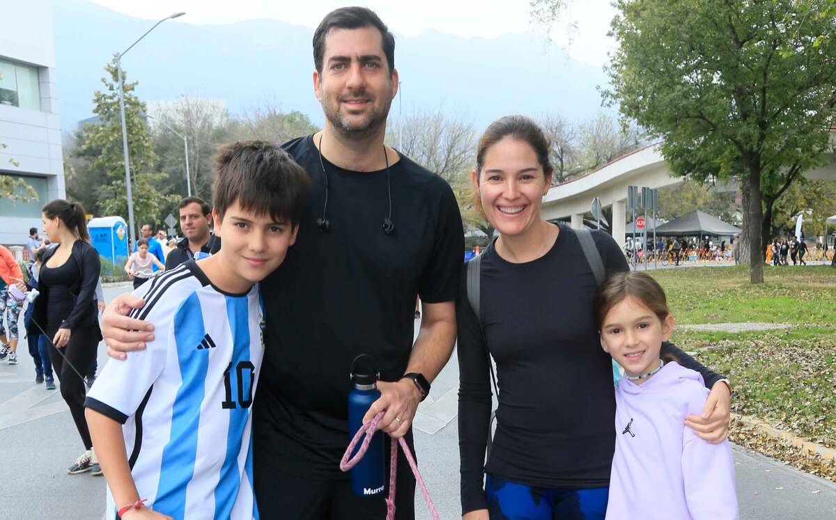 Emilio Murra, Juan Pablo Murra, María Enríquez de Murra y Andrea Murra