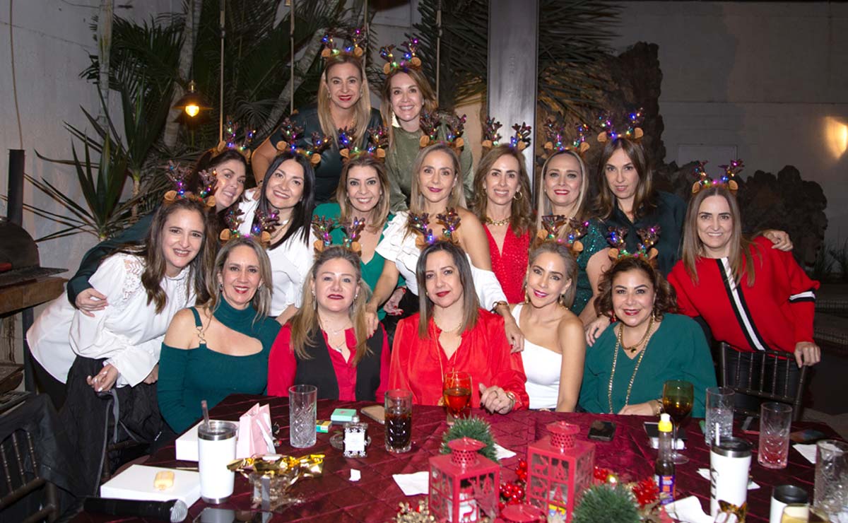 Grupo de amigas de los jueves