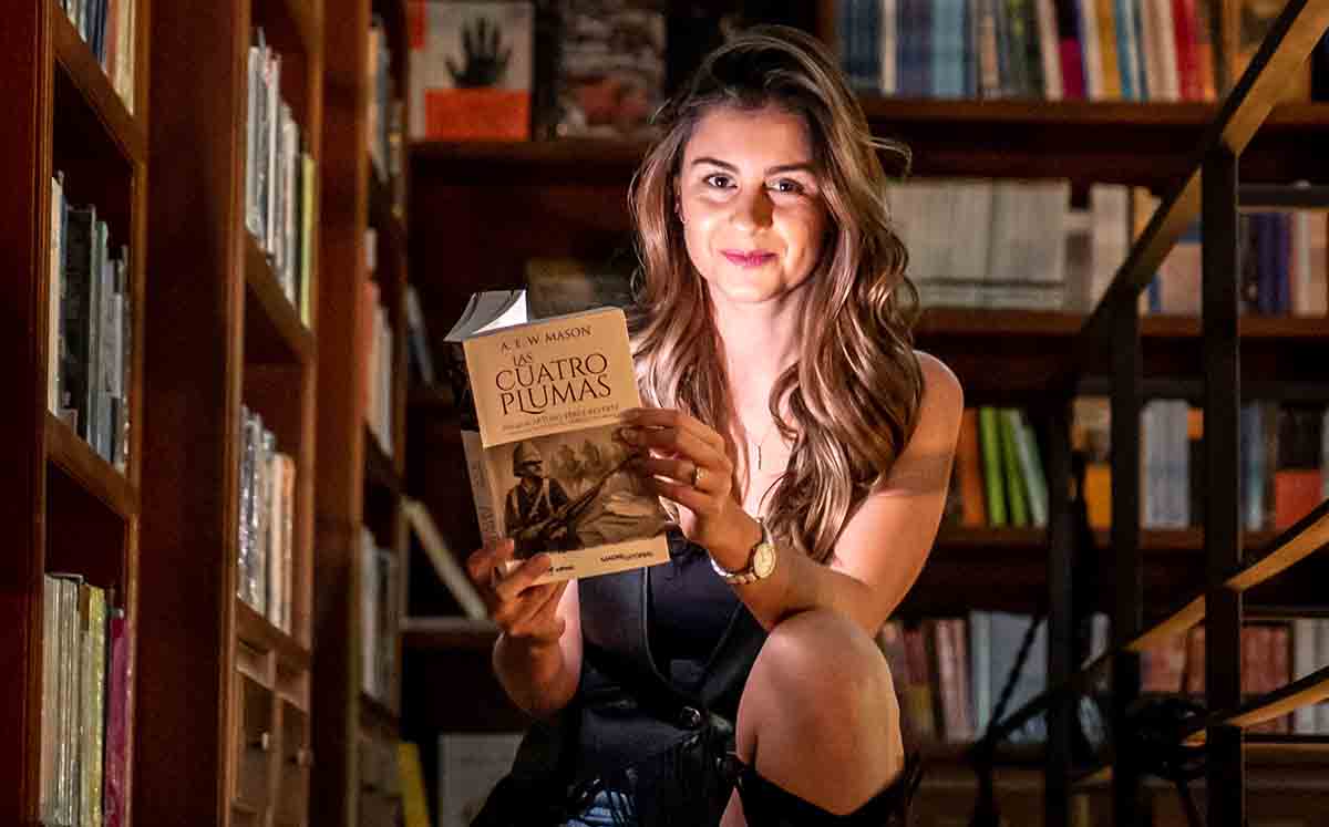“No hay libros buenos ni libros malos, simplemente hay lecturas para todo tipo de gustos, edades y hasta estados de ánimo”. Renée Carvajal (Foto: Mari