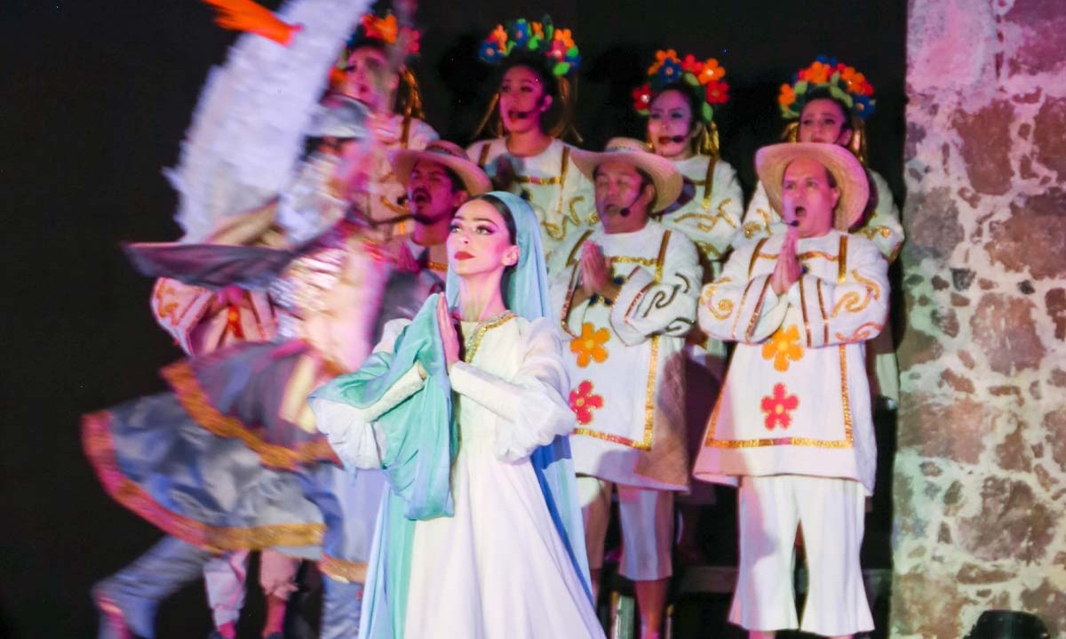 Navidades en México del Ballet Folclórico de Amalia Hernández