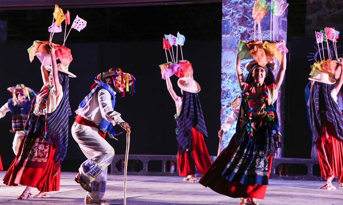 Navidades en México del Ballet Folclórico de Amalia Hernández