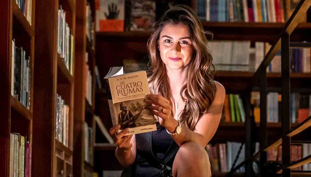 “No hay libros buenos ni libros malos, simplemente hay lecturas para todo tipo de gustos, edades y hasta estados de ánimo”. Renée Carvajal (Foto: Mari