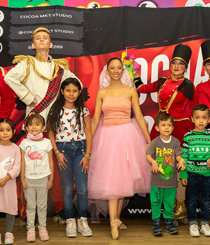 Los pequeños disfrutaron de la obra en las inmediaciones de Sueñorama