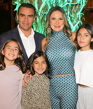 Juan Carlos Nava, Claudia Samperio, Montserrat Nava, Camila Nava y Mía Nava (Fotos: Celeste Lozano)