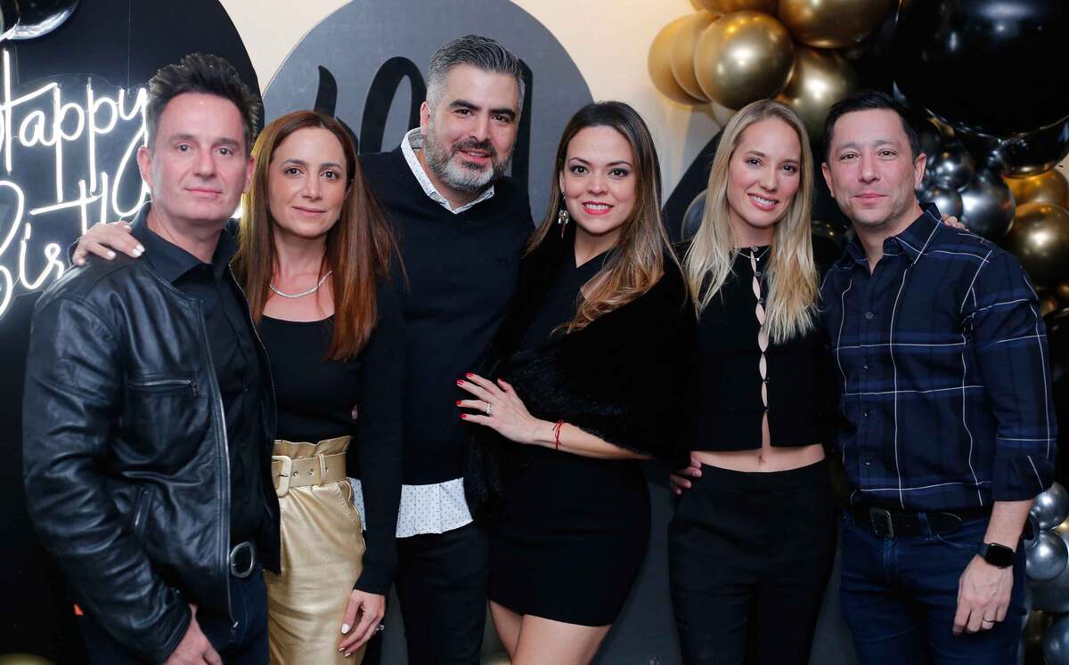 Alejandro Martín del Campo, Alexis Bichara, Alejandro “Fish” Flores, Sasha Cisneros, Karen Cortés y Donato Muñoz