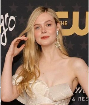 Critics Choice Awards 2023: Mejores looks de la alfombra roja (Foto: Getty Images)