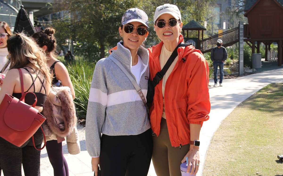 Karintia Orantes y Carolina Ortega