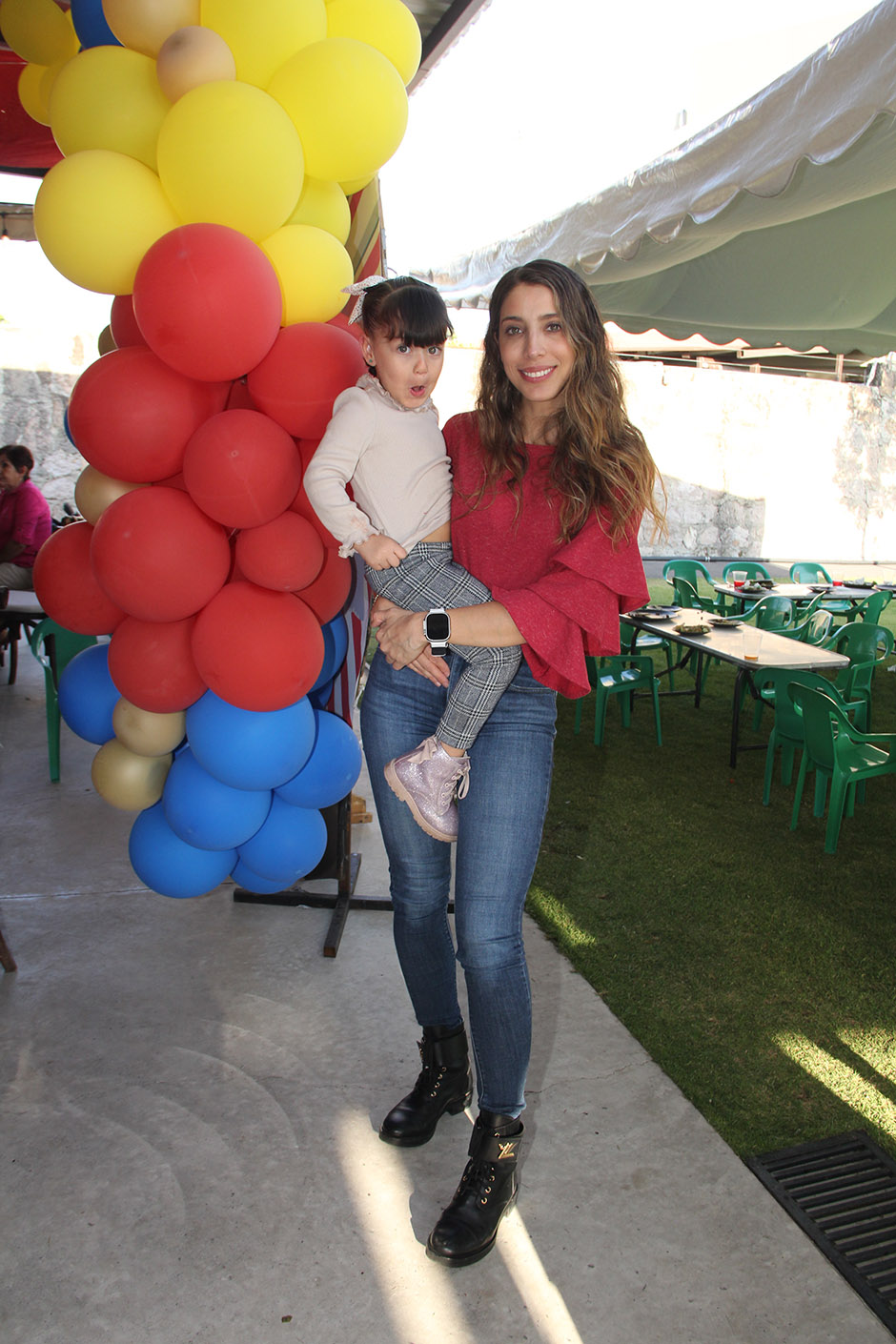Luisa Fernanda Buenrostro y María Fernanda de la Mora