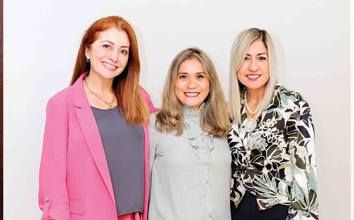Sandra Ruiz, Zoila de Manzur y Sandra de Manzur / Fotos: Dennis Hernández