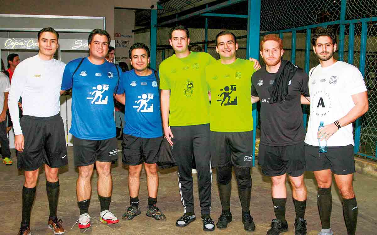 Luis Humberto Herrera, Alberto Barnetche, Guillo Zambrano, Diego Rojo, Alberto Canseco, Rubén Feres y Nicolás Nader / Fotos: José Chang